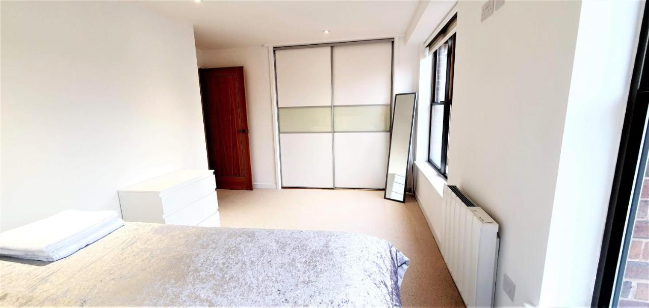 Cliftonville Heights - 2 Bed Home Away From Home Northampton Exterior foto